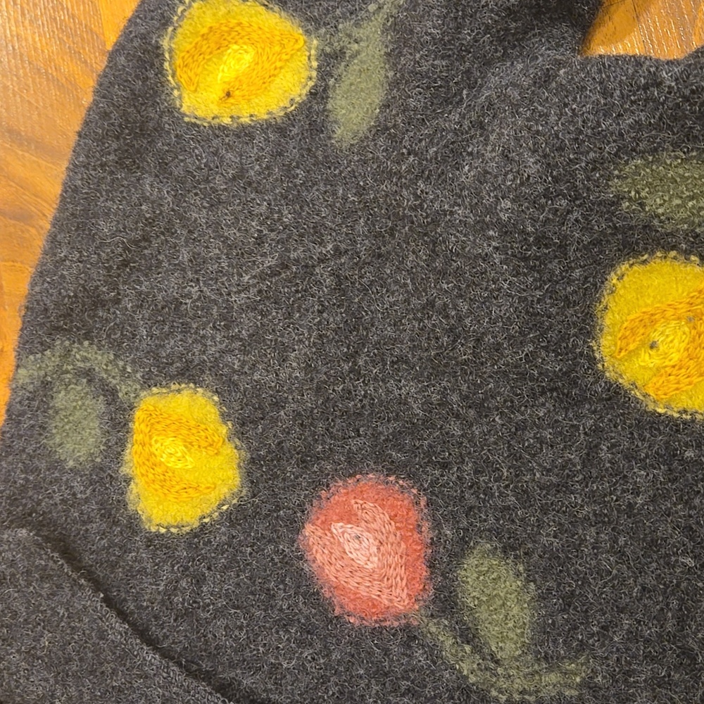 Carroll Reed Floral Button-Up Cardigan 100 Percent Wool - Picture 4 of 10